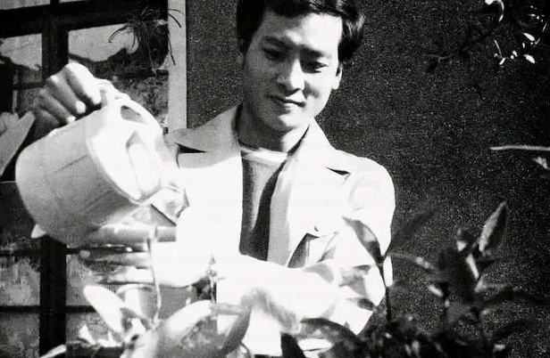 陈丽华是干什么的（中国女首富陈丽华发家史）