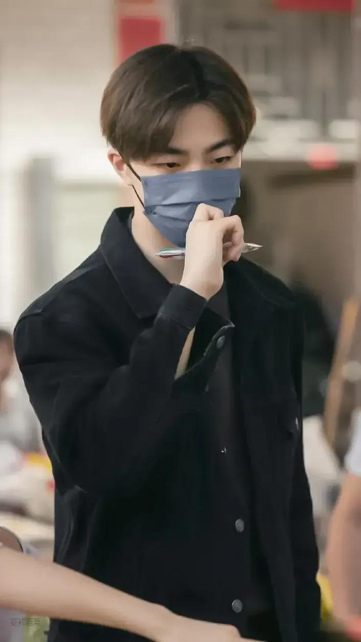 你知道陈立农是谁吗（演员陈立农icon资料简介）