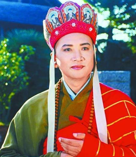 陈丽华是干什么的（中国女首富陈丽华发家史）