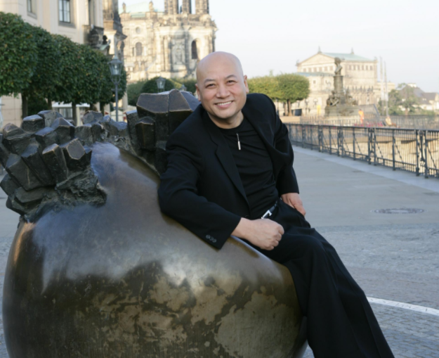 陈丽华是干什么的（中国女首富陈丽华发家史）