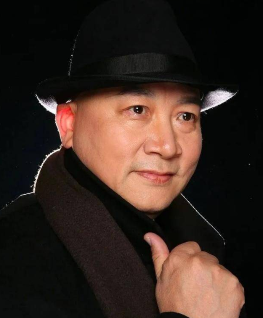 陈丽华是干什么的（中国女首富陈丽华发家史）