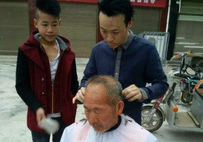 tony老师什么梗（理发店托尼老师的含义）