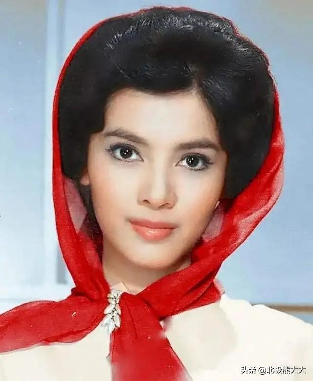 陈思思老家是哪里人（中国赫本陈思思资料介绍）