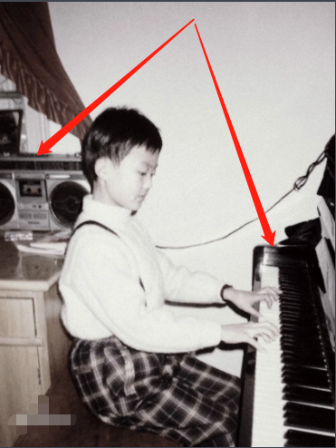 金莎和许嵩因为什么分手（盘点歌手许嵩历任女朋友）