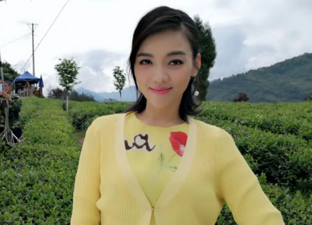 陈思思最后跟谁在一起了（一分钟了解歌手陈思思）