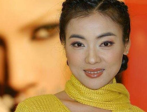 陈思思最后跟谁在一起了（一分钟了解歌手陈思思）