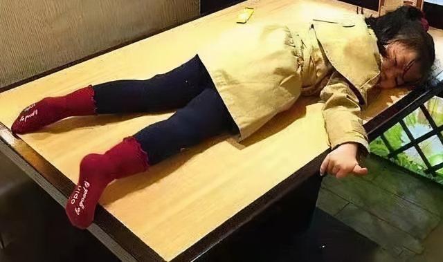 阿拉蕾是谁家的孩子（揭秘童星崔雅涵父母的职业）