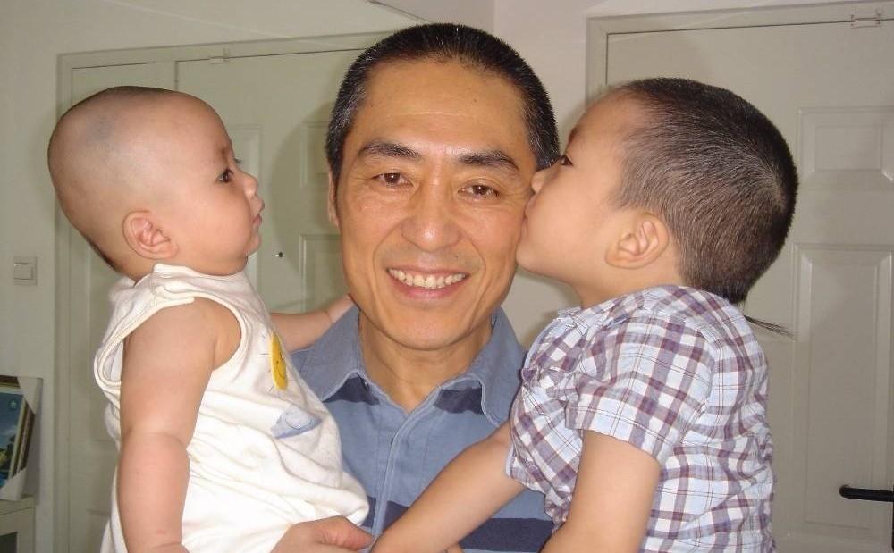 陈婷是怎么认识张艺谋的（50岁张艺谋与19岁陈婷的爱情经历）