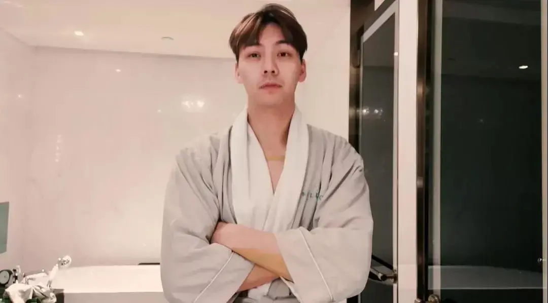 陈伟霆家里有钱吗（陈伟霆个人资料简介及家世）