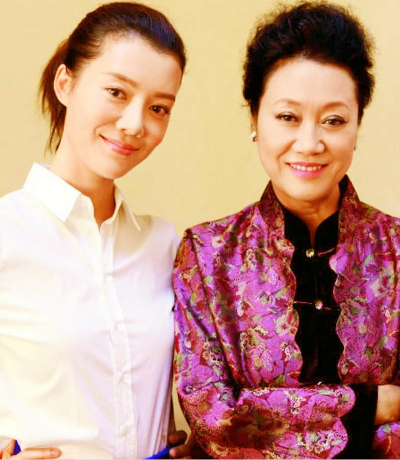 车晓的老公叫什么（车晓与李兆会离婚10年）