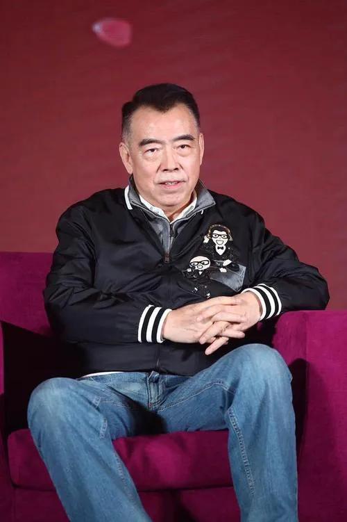 陈凯歌一生结过几次婚（风流导演陈凯歌的浪荡情史）