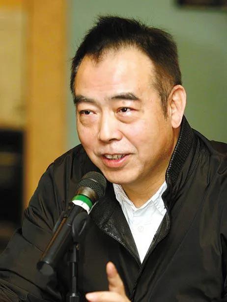 陈凯歌一生结过几次婚（风流导演陈凯歌的浪荡情史）