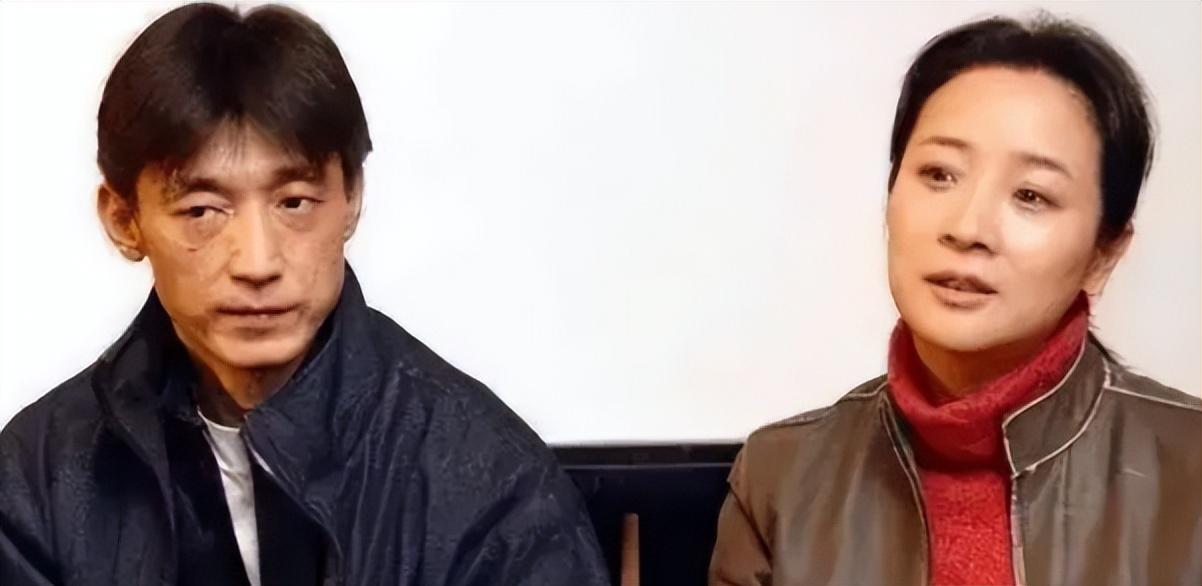 陈小艺有过几次婚史（演员陈小艺的混乱情史）