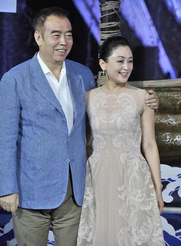 陈凯歌一生结过几次婚（风流导演陈凯歌的浪荡情史）