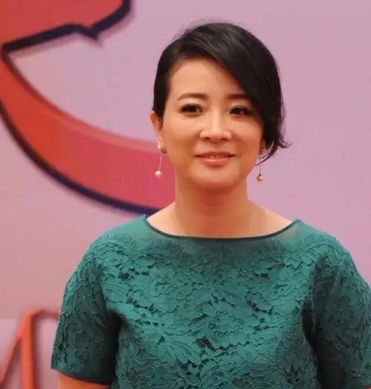 陈小艺演过的电视剧全部（陈小艺近期演的电视剧）