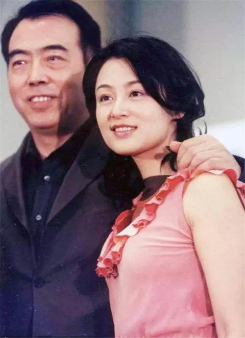陈凯歌一生结过几次婚（风流导演陈凯歌的浪荡情史）