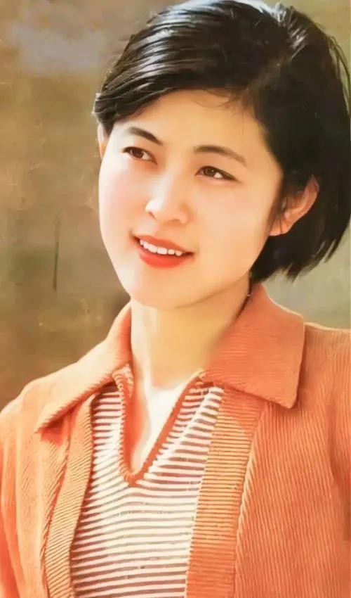 陈凯歌一生结过几次婚（风流导演陈凯歌的浪荡情史）