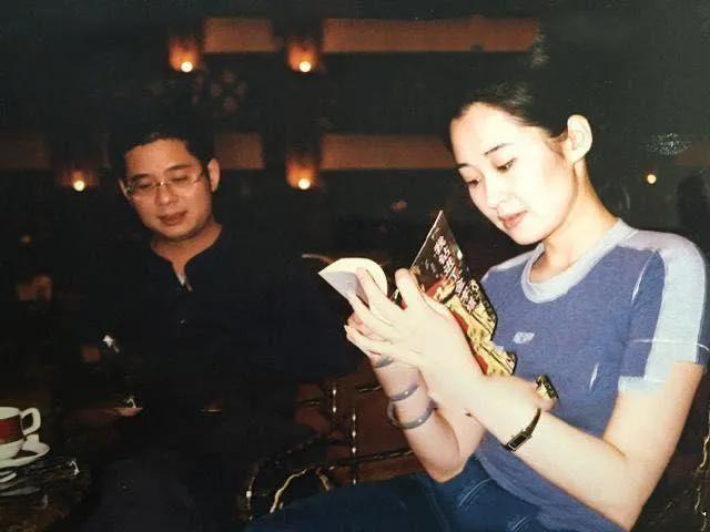 陈凯歌一生结过几次婚（风流导演陈凯歌的浪荡情史）