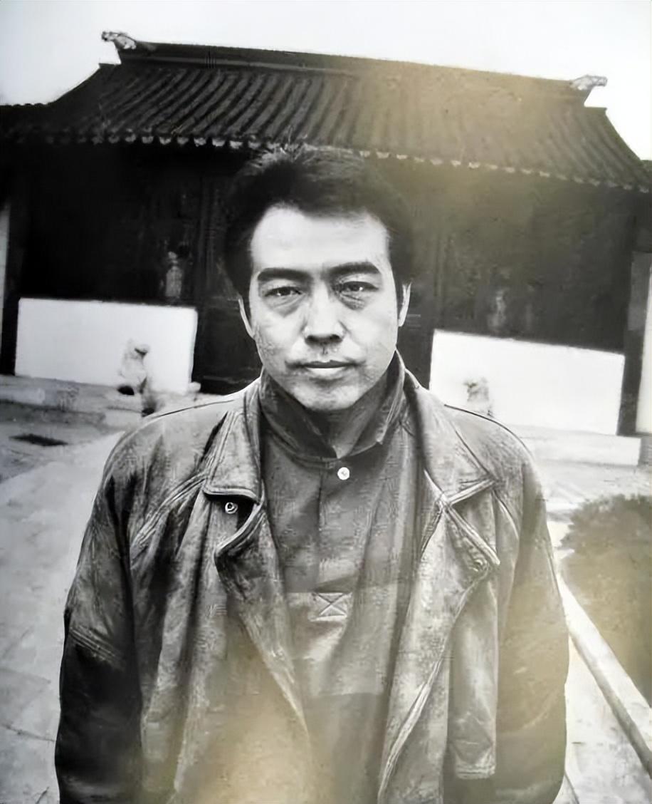 陈红什么年龄结的婚（演员陈红和老公陈凯歌的感情经历）