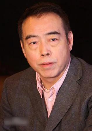 陈凯歌一生结过几次婚（风流导演陈凯歌的浪荡情史）