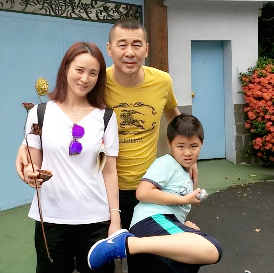 陈建斌三个妻子都是谁（蒋勤勤的老公陈建斌个人资料）