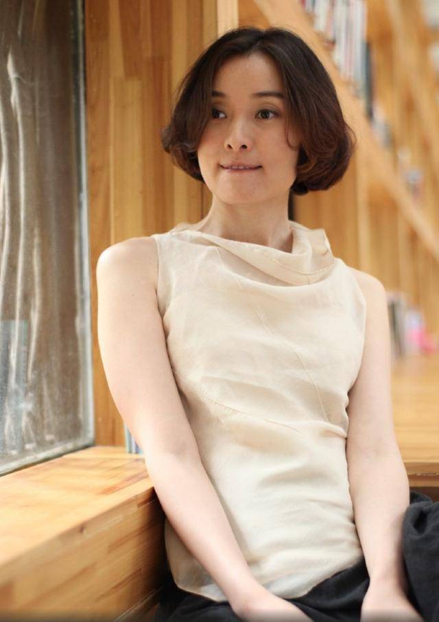 陈建斌三个妻子都是谁（蒋勤勤的老公陈建斌个人资料）