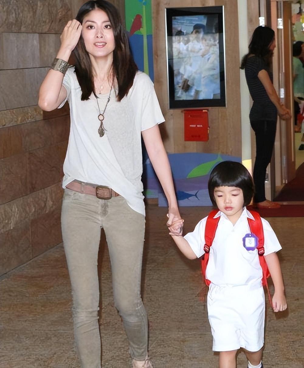 香港明星陈慧琳老公是谁（陈慧琳和刘建浩结婚）