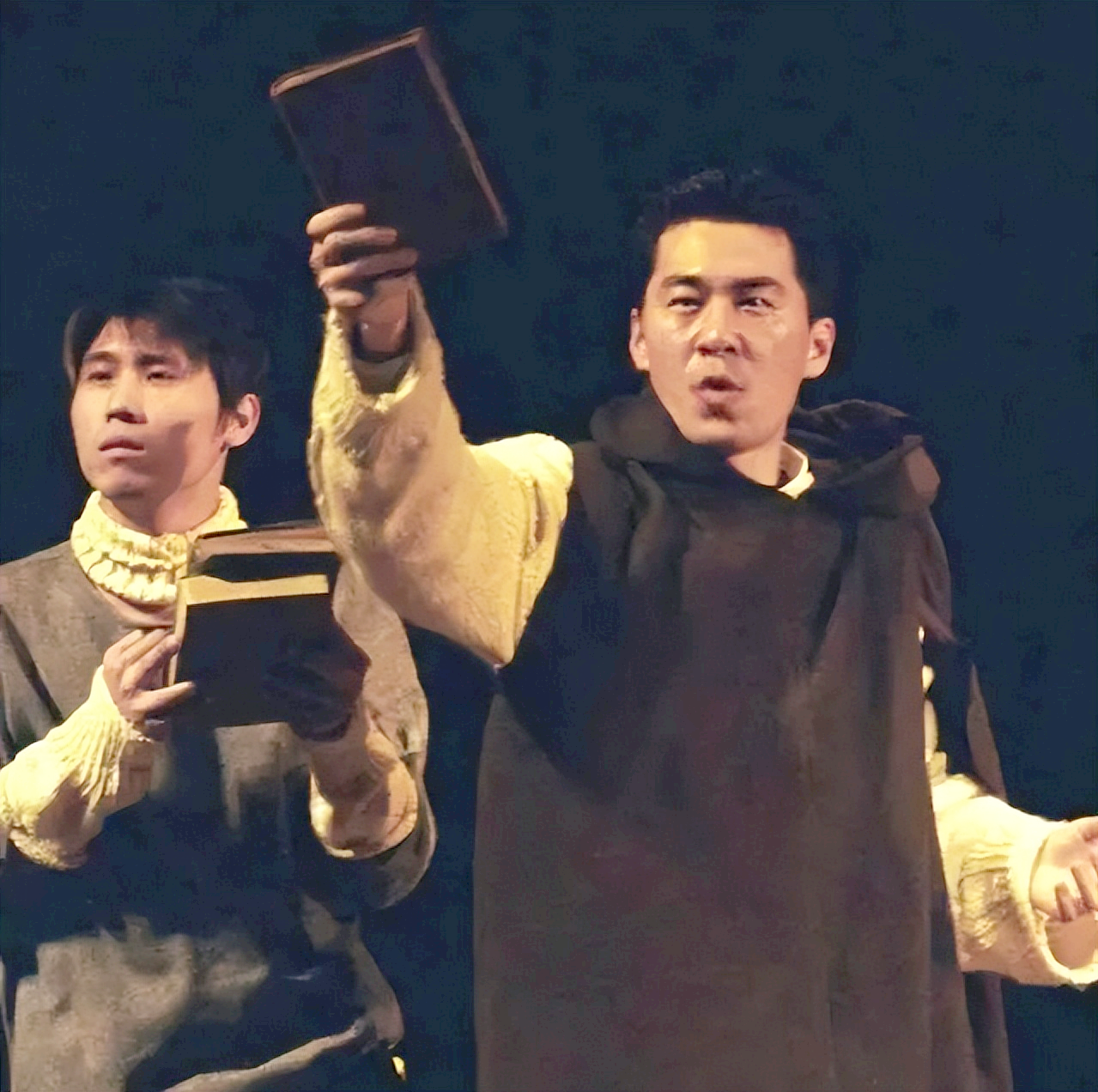 陈建斌三个妻子都是谁（蒋勤勤的老公陈建斌个人资料）