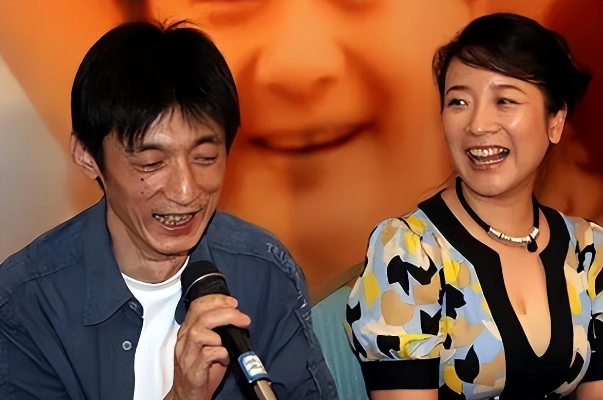 陈小艺有过几次婚史（演员陈小艺的混乱情史）