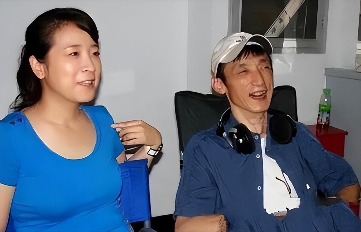 陈小艺有过几次婚史（演员陈小艺的混乱情史）