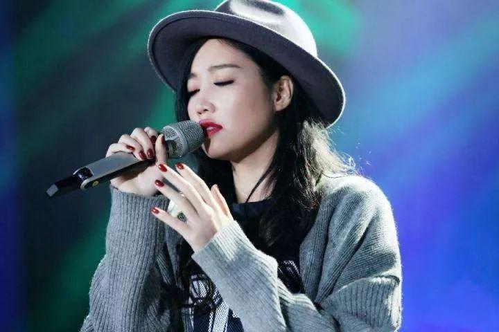 黄丽玲为什么叫天生歌姬(台湾歌姬黄丽玲资料介绍)