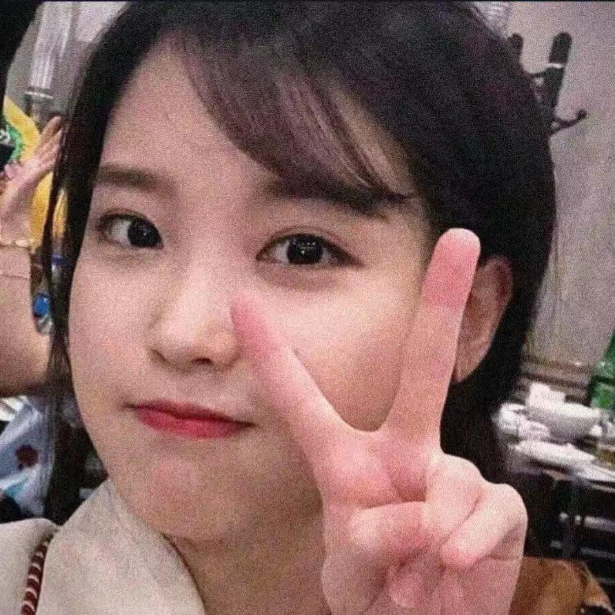 iu和银赫是什么关系（IU李智恩银赫床照事件）