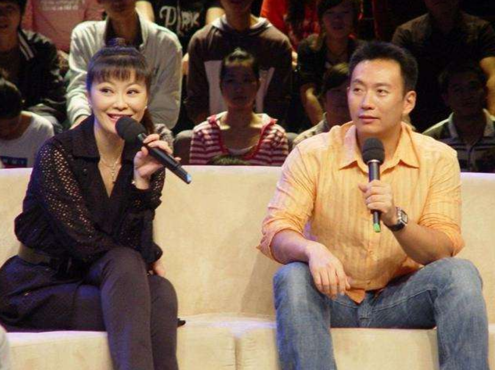 主持人王小骞简介（王小骞和谭江海的爱情故事）