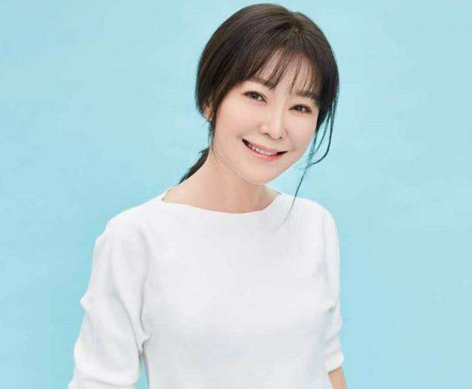 主持人王小骞简介（王小骞和谭江海的爱情故事）