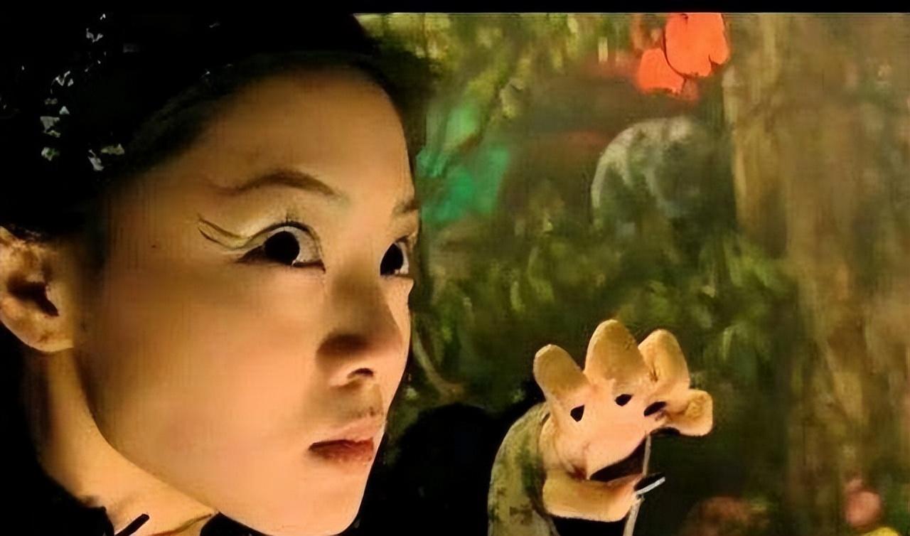 爱情公寓邓家佳整容了嘛（李金铭整容前后照片对比）