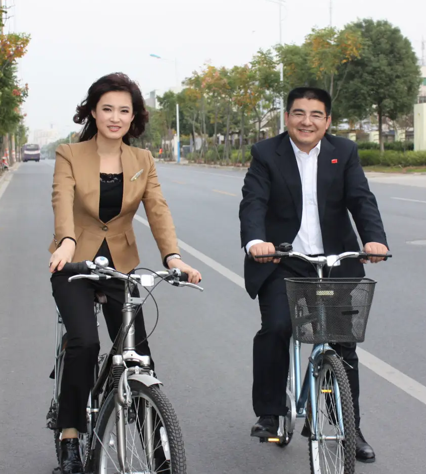 桑晨的丈夫是谁（主持人桑晨个人资料简介）