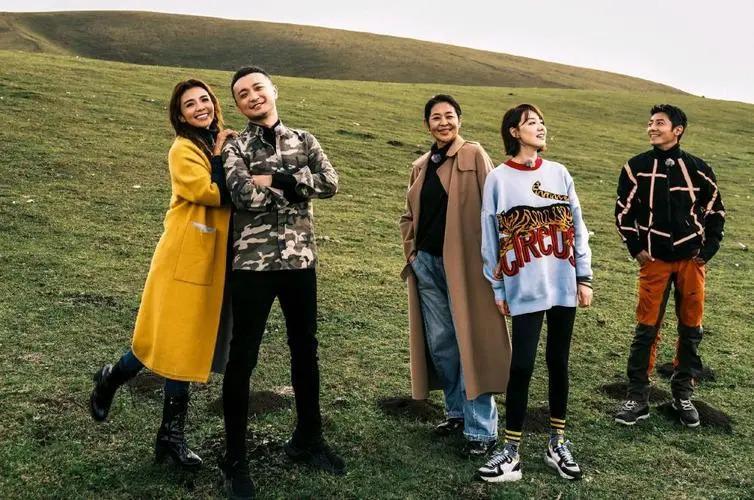 王冠私生活太烂了（女主持王冠的绯闻经历）