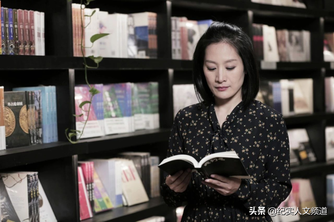 主持人何婕个人资料简介（盘点何婕主持的节目）