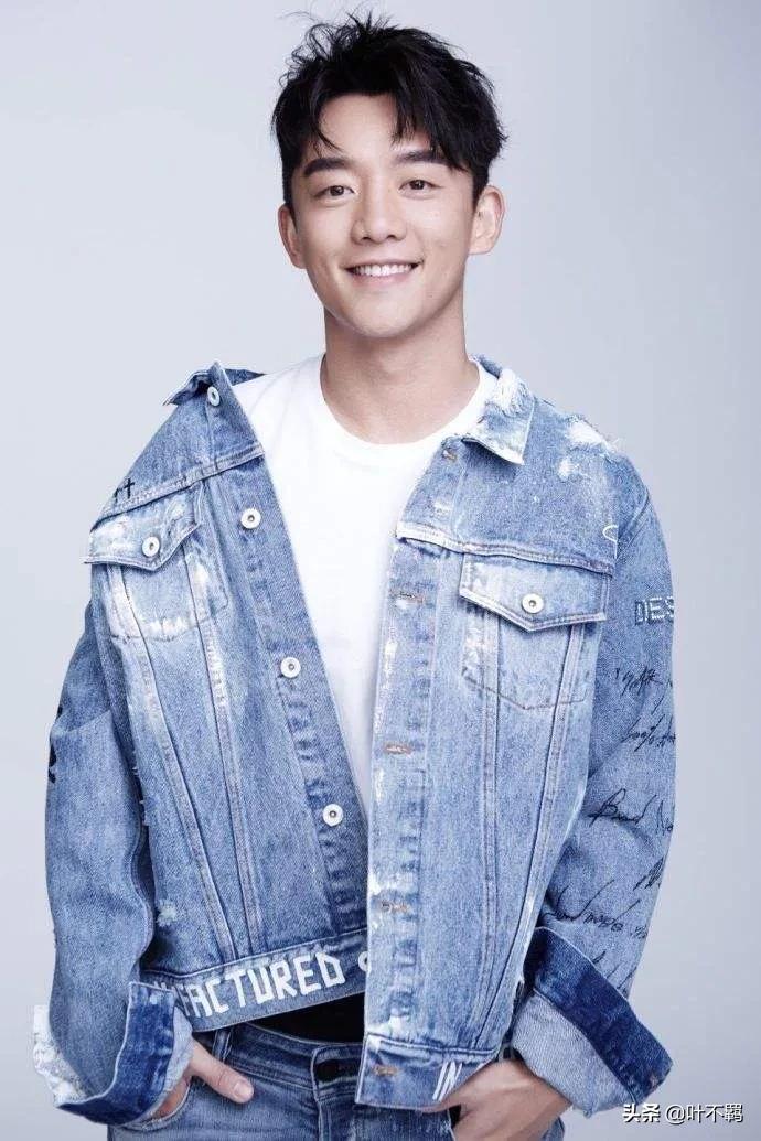 华晨宇在跑男为什么哭了（跑男华晨宇哭的全过程）