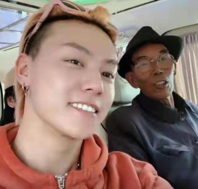 变形计王正晨是第几期出场（王晨正千里奔丧农村爷爷）