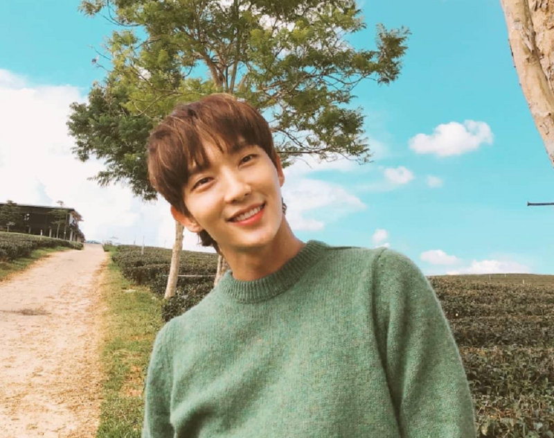 李准基是不是整容了（韩星李准基整容前后的照片）