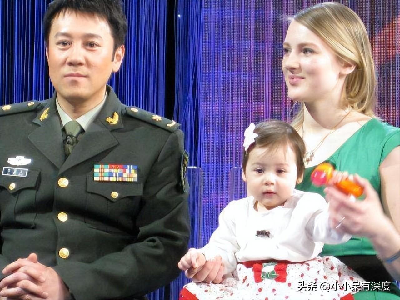 蔡国庆老婆叫什么名字啊（蔡国庆妻子秦娟资料简介）