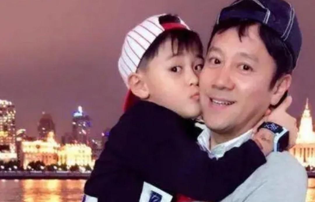 蔡国庆有过几个老婆（演员蔡国庆的两段异国恋情）