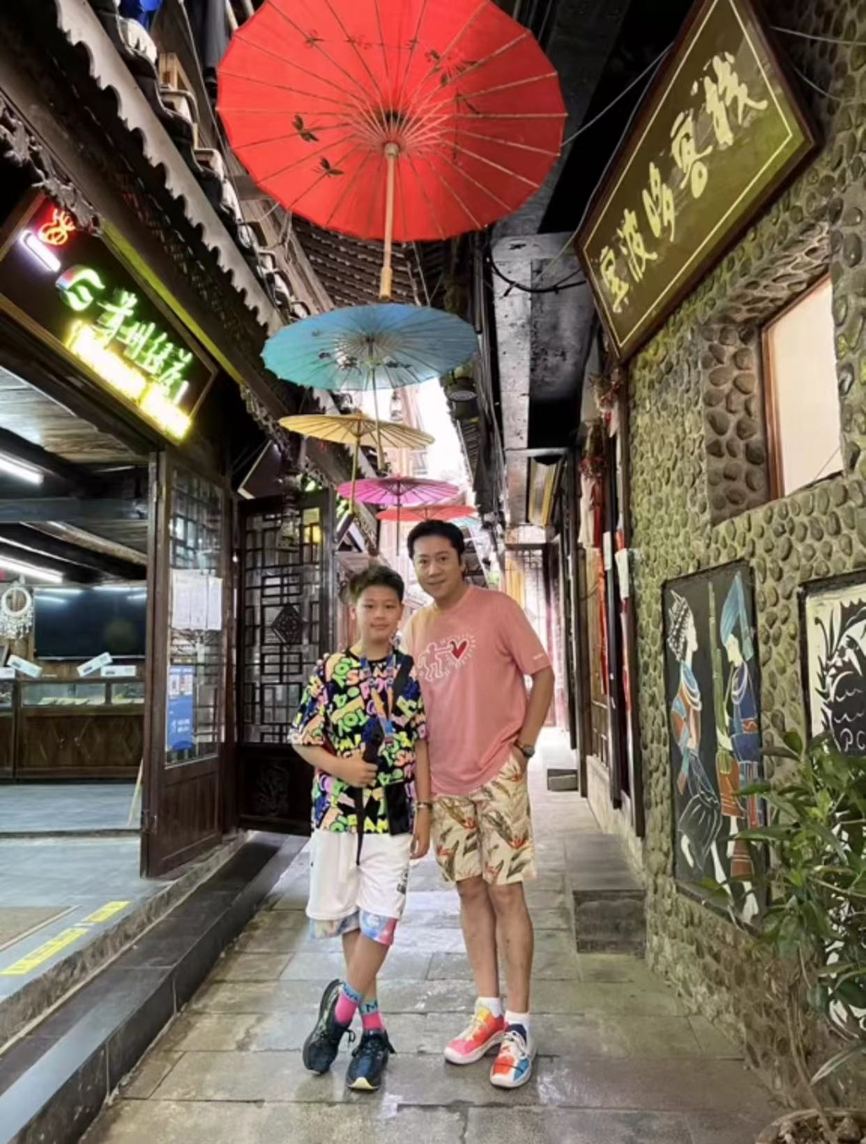 蔡国庆年龄多大属啥（国内知名的歌手蔡国庆成名史）