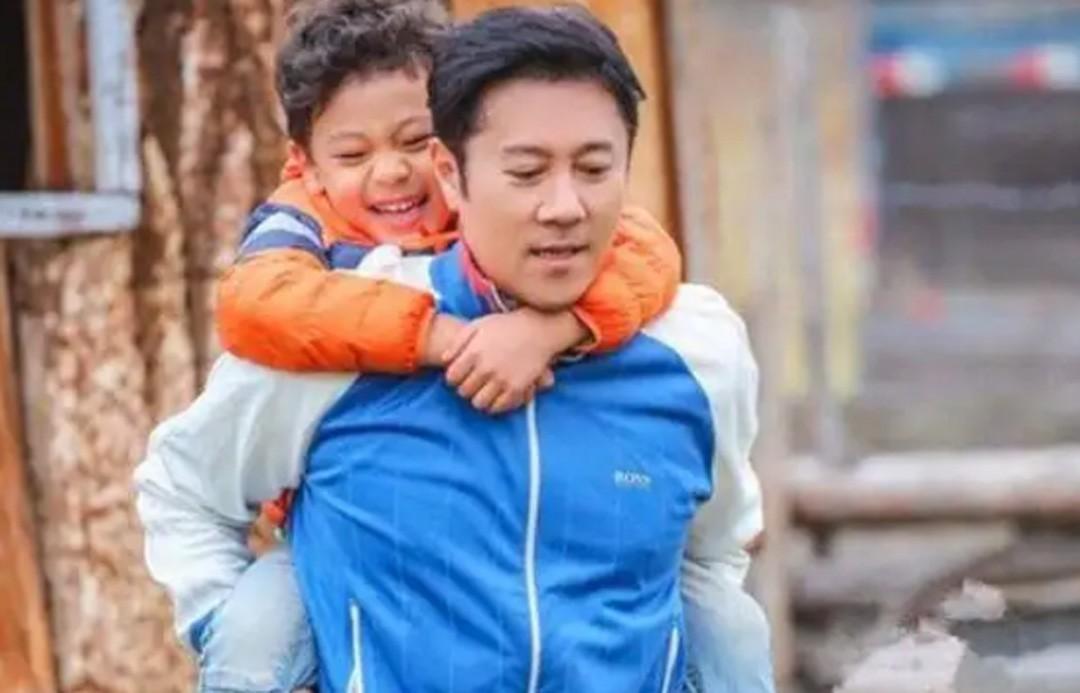 蔡国庆有过几个老婆（演员蔡国庆的两段异国恋情）