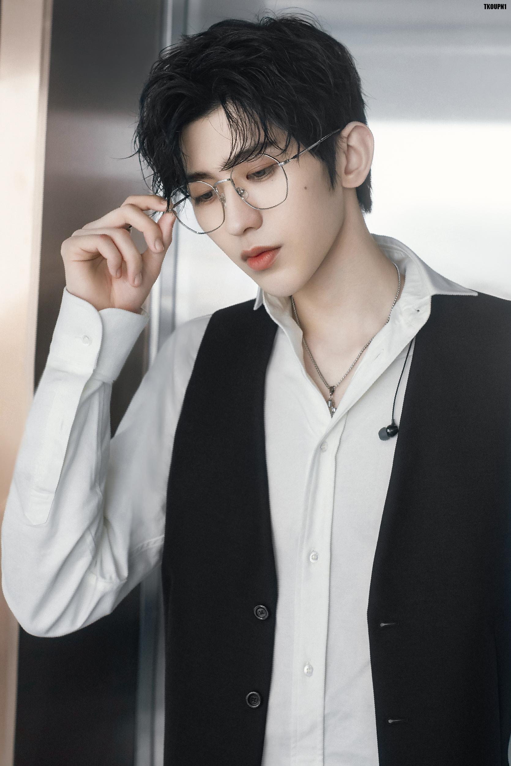 蔡徐坤身高184是真的吗（鸡哥蔡徐坤资料介绍）