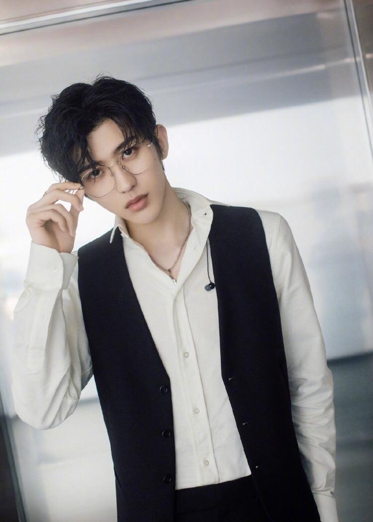 蔡徐坤身高184是真的吗（鸡哥蔡徐坤资料介绍）