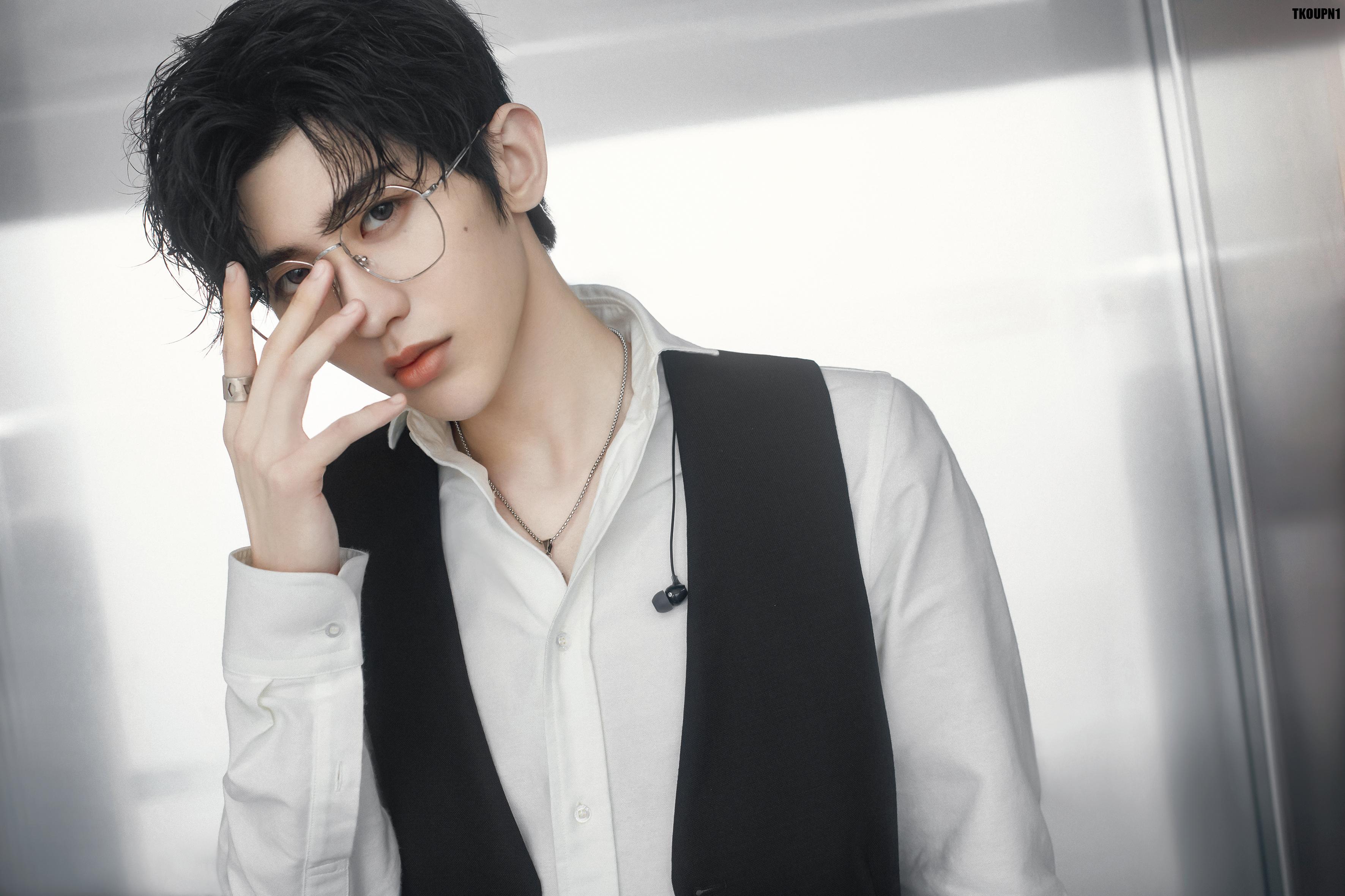 蔡徐坤身高184是真的吗（鸡哥蔡徐坤个人资料介绍）