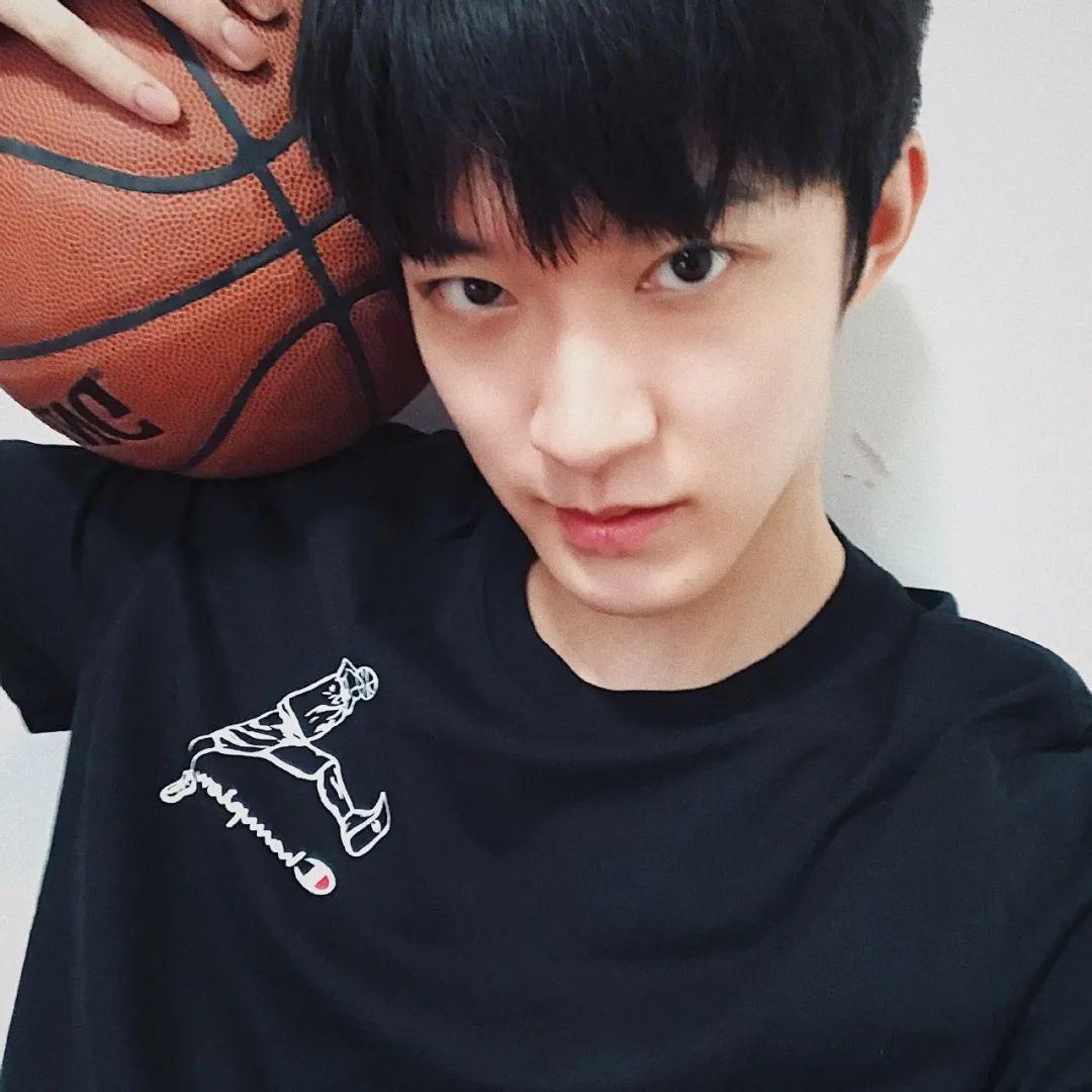 曹恩齐为什么不火（曹恩齐签约的经纪公司 ）