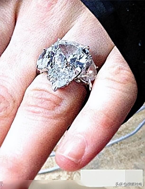 艾薇儿和谁结婚了(欧美天后艾薇儿感情经历) 艾薇儿和谁结婚了(欧美天后艾薇儿感情经历)